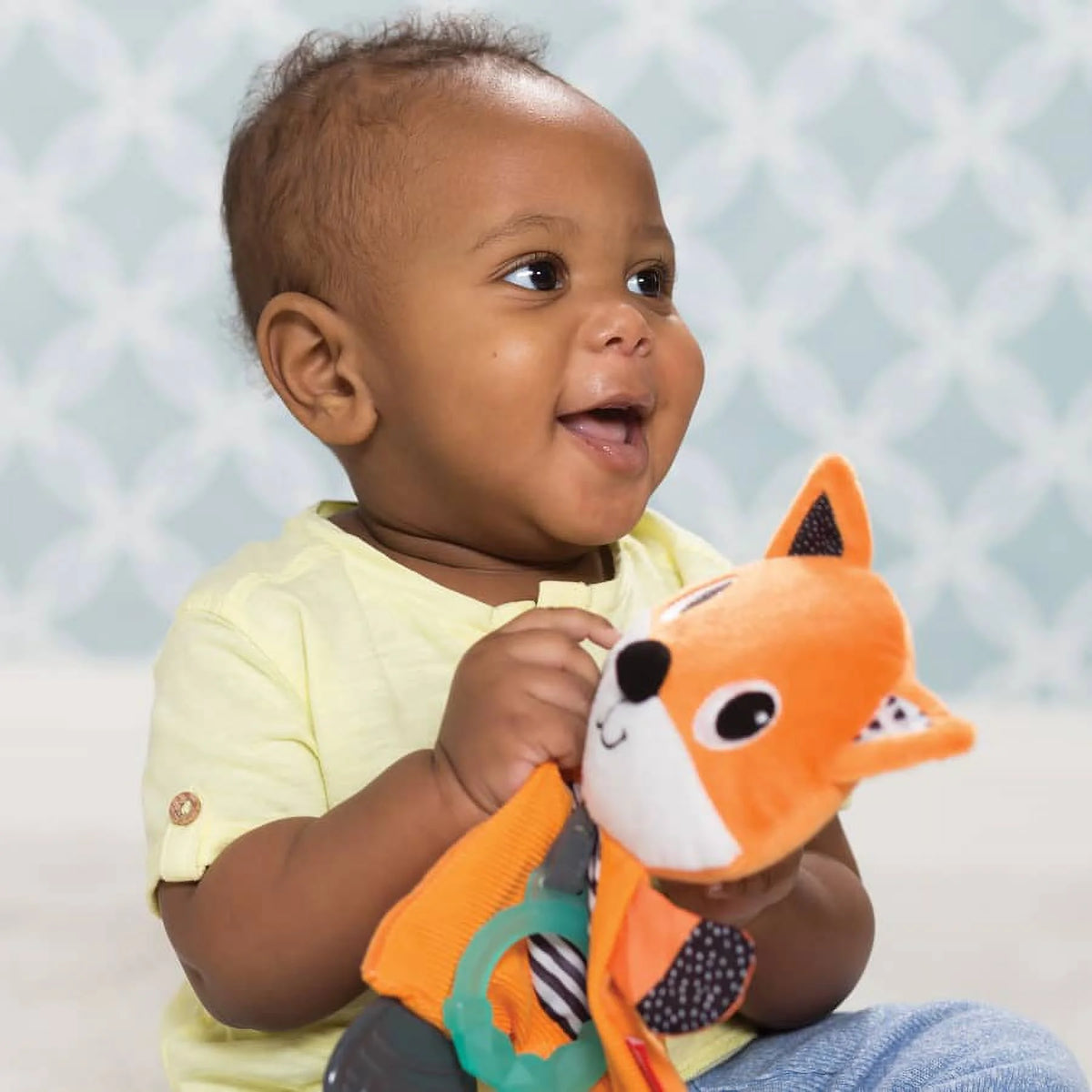 Fox Cuddly Rattle Textured Teether U664