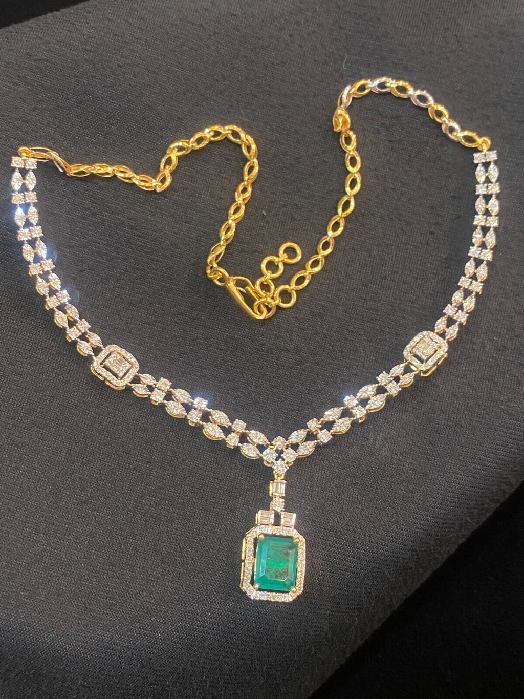 14K Yellow Gold Emerald Aurora Necklace with Diamonds K389447