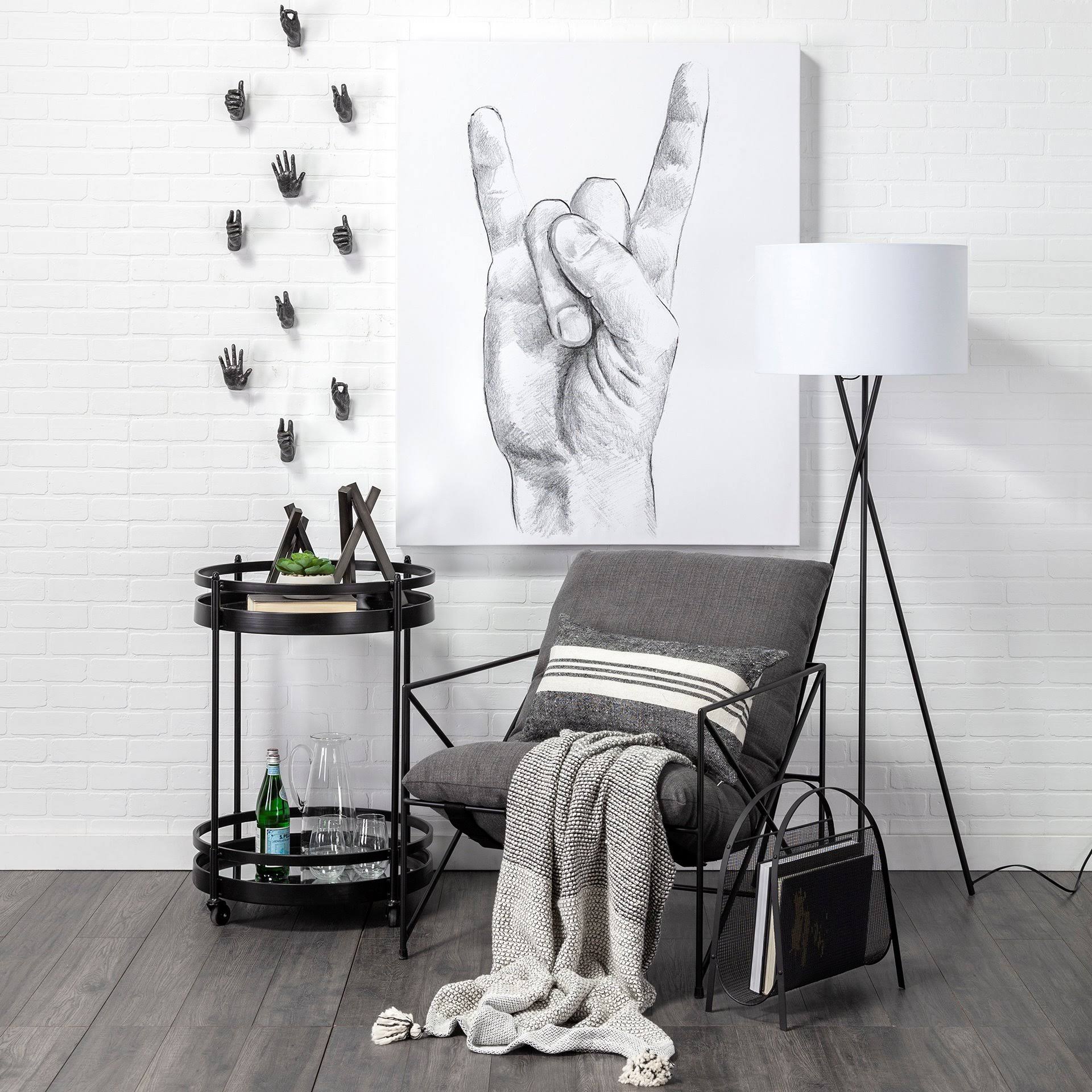 Black Metal White Fabric Shade Floor Lamp Y958686