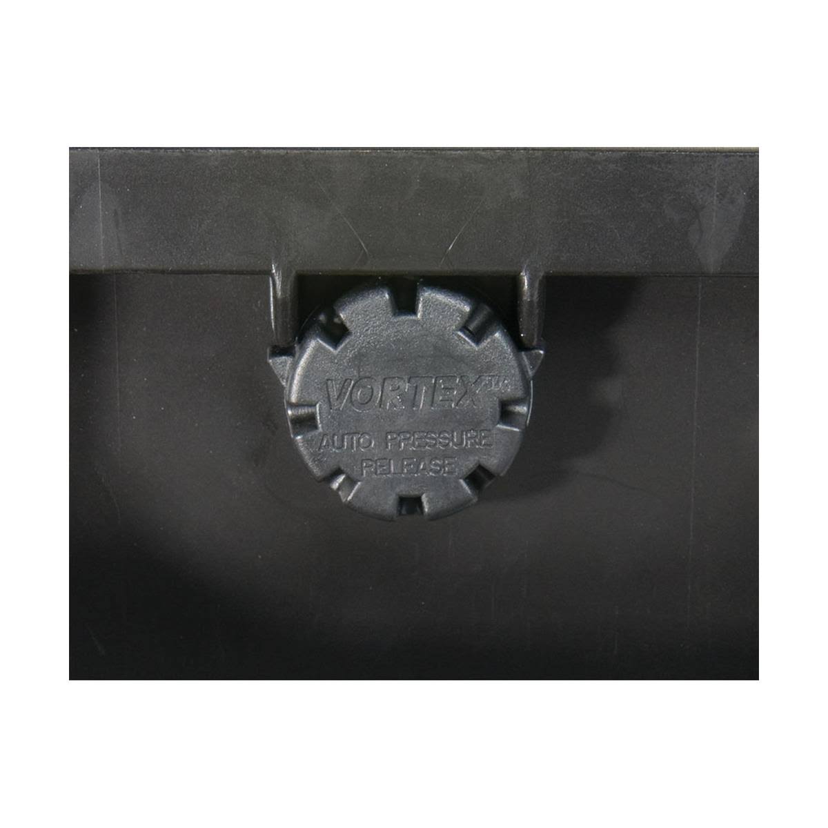 Black Foam Storm Case L748