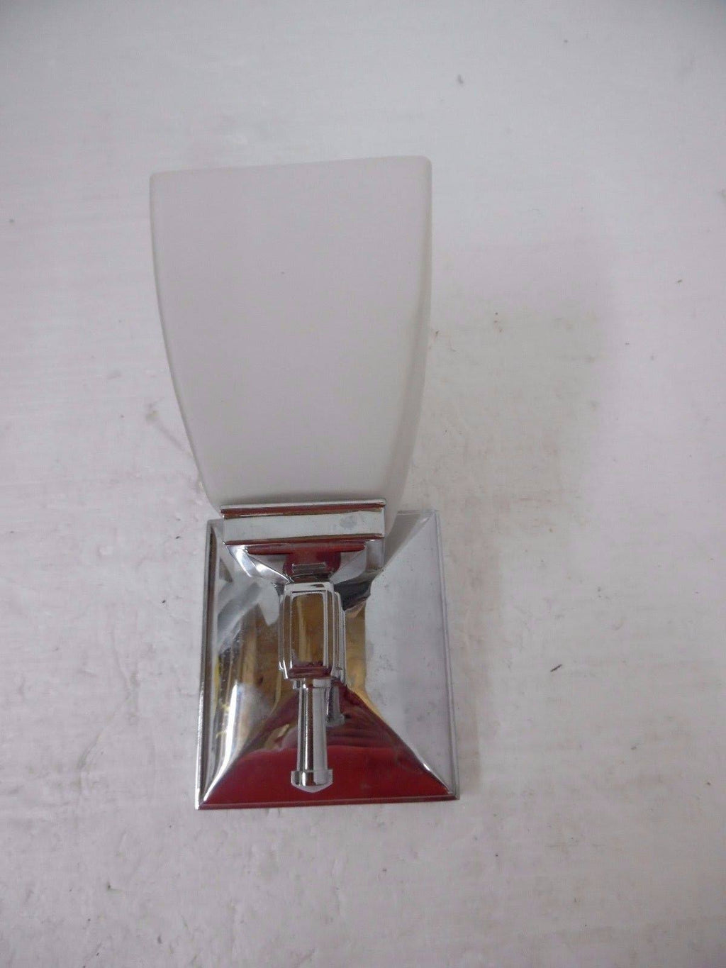 Polished Chrome 1 Light Bath Bracket N459
