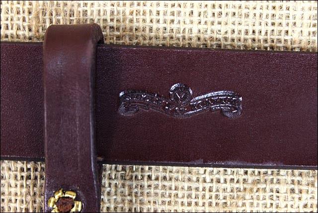 Walnut Flank Cinch with Billets D31275