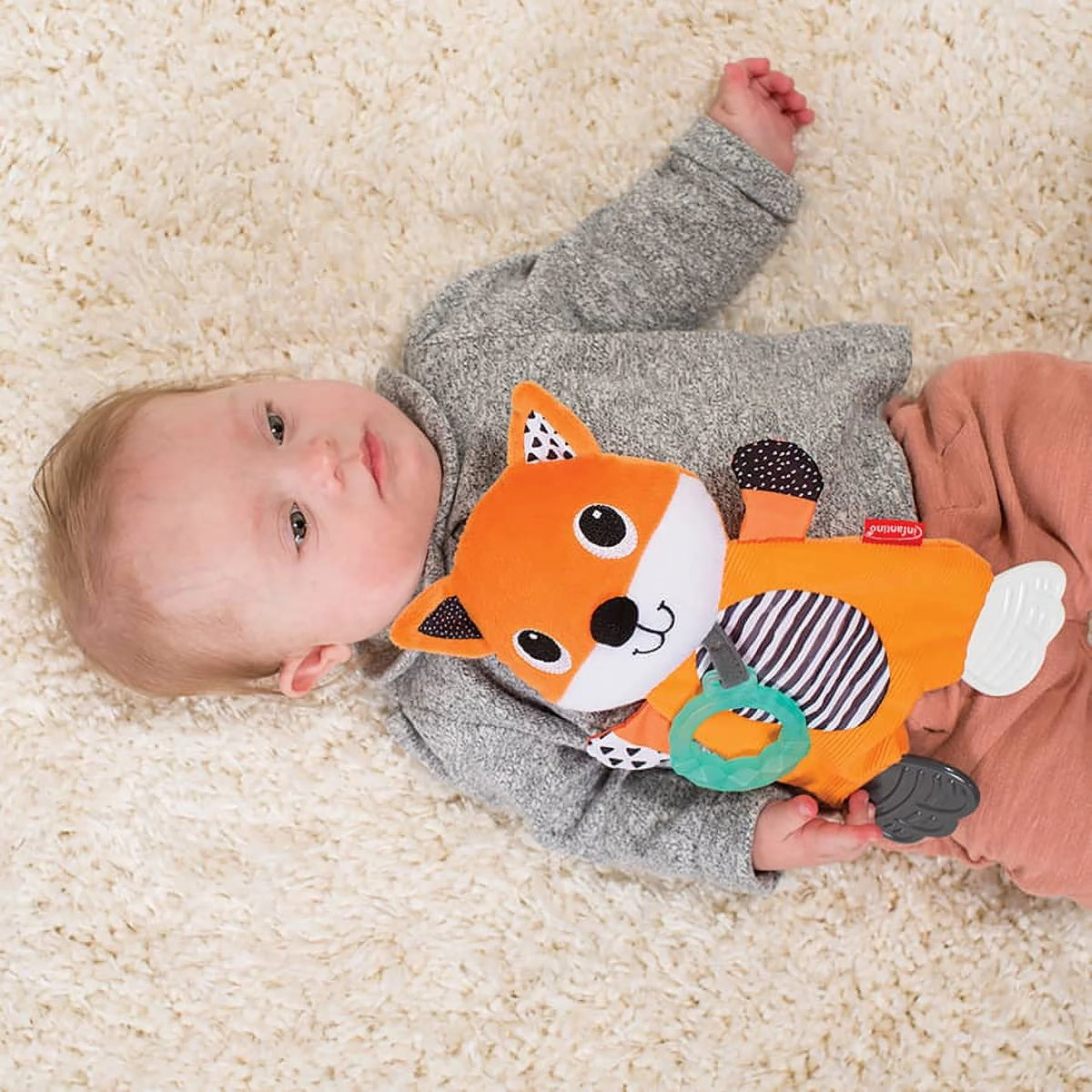 Fox Cuddly Rattle Textured Teether U664
