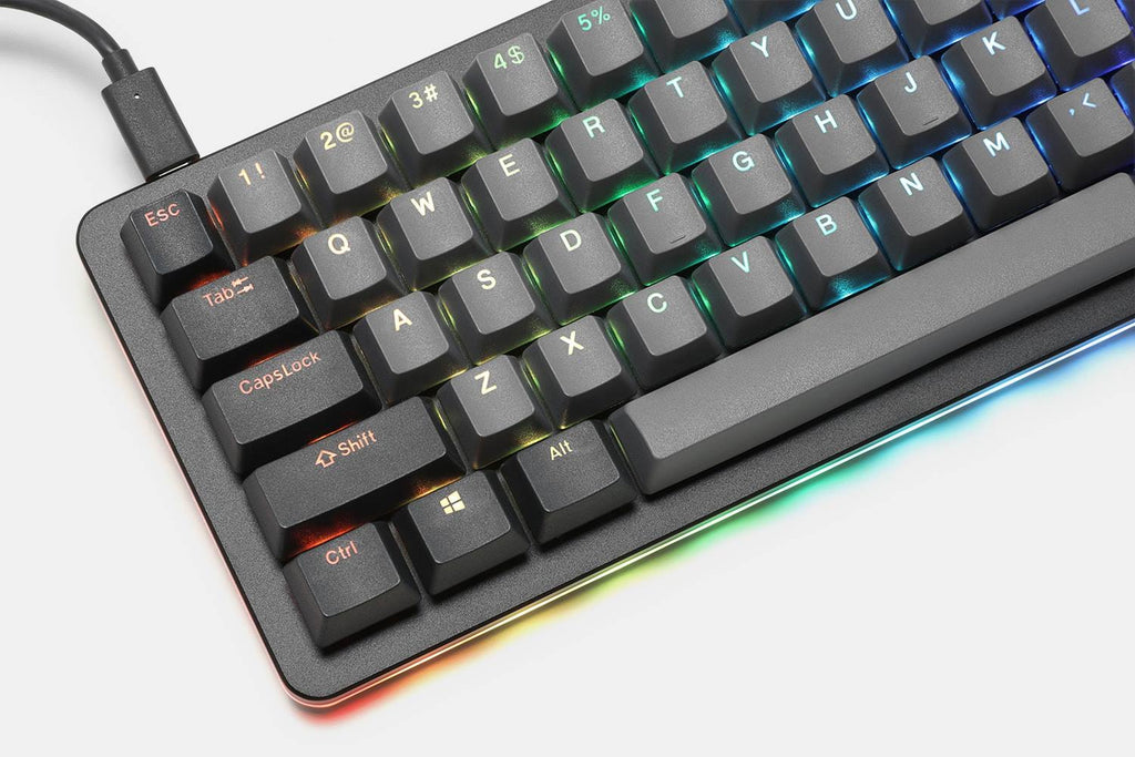 65% 67 Key Hotswap RGB Mechanical Keyboard T977