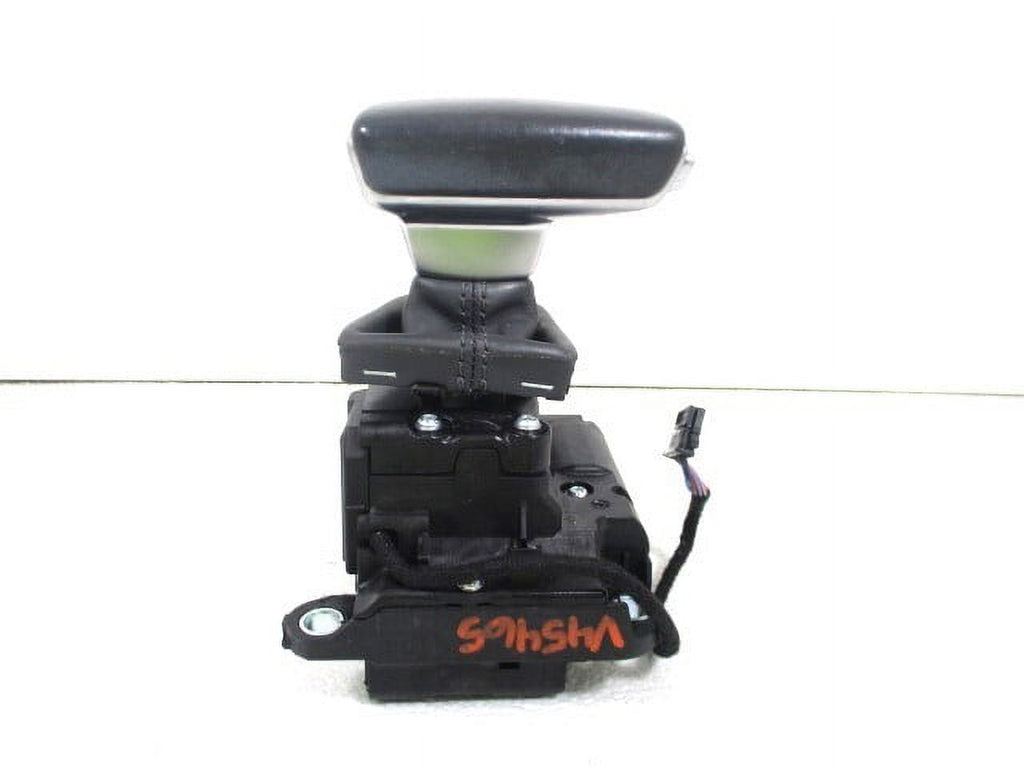 Pre-Owned Audi Q5 2.0L Auto Floor Gear Shifter Assembly V416161