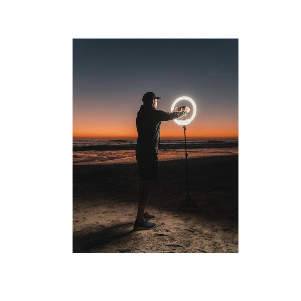 18x22 Ring Light with Stand, Battery Powered, Portable Q405