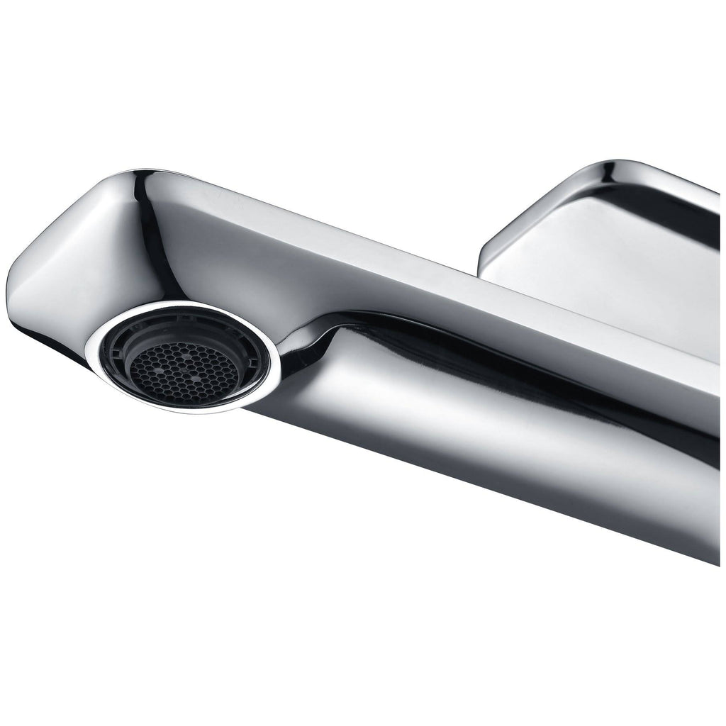 Polished Chrome Single Hole Single-Handle Bathroom Sink Faucet Q1845
