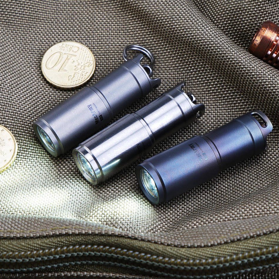 Mini Rechargeable Titanium Keychain Flashlight J7430